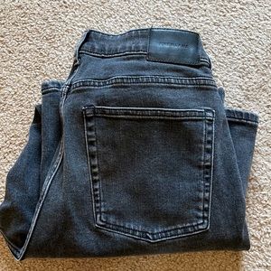 Everlane The Curvy Cheeky ‘90s Jean